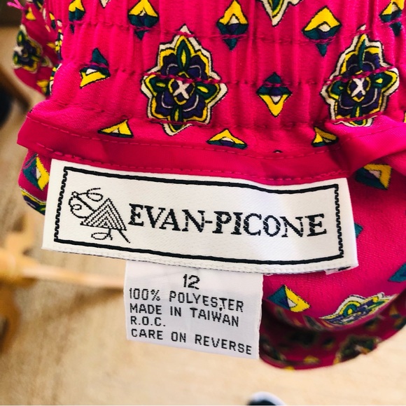 Vintage 1980’s Pink Paisley Pleat Mini Skirt Retro U.K. size 10 - Picture 5 of 6